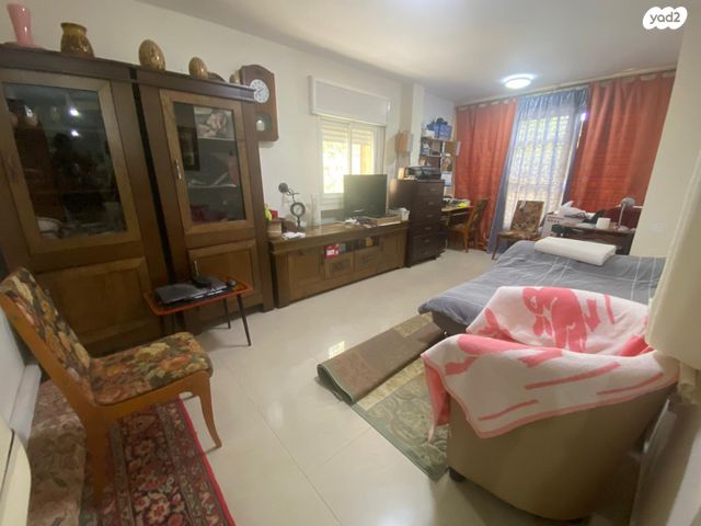 אברהם שלום יהודה 