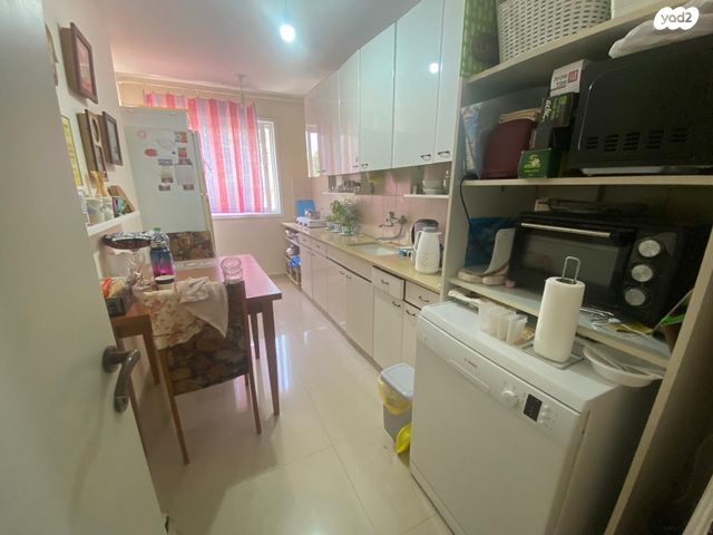 דירה, אברהם שלום יהודה, ירושלים