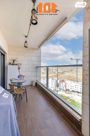 דירה, עמנואל זיסמן, ירושלים