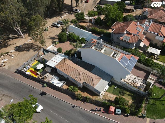 מגרשים, שמואל הנגיד, רעננה