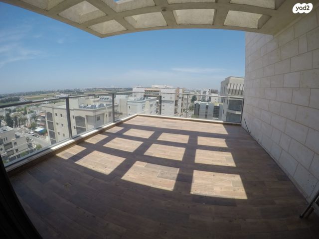 גג/ פנטהאוז, קרית אתא