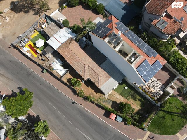 מגרשים, שמואל הנגיד, רעננה