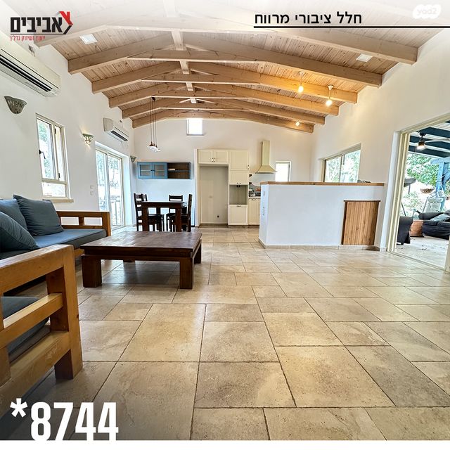 בית פרטי/ קוטג', גבים