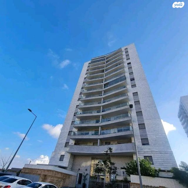 גג/ פנטהאוז, בני וו. רייך, קרית השרון, נתניה