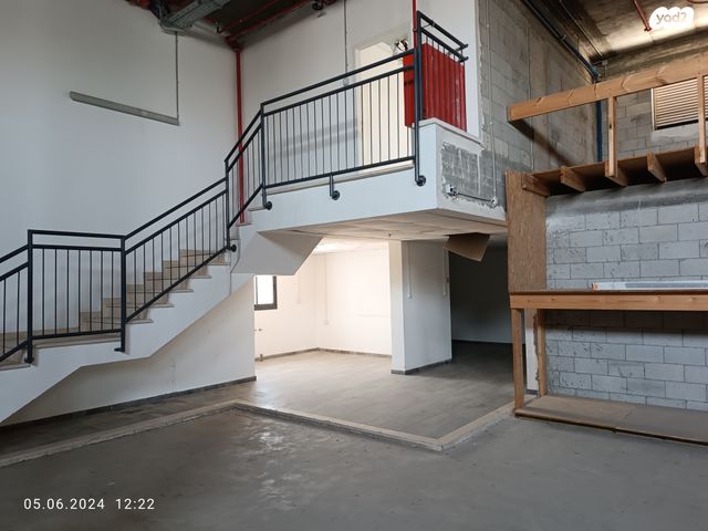 בניין משרדים, צ'ק פוסט, מכון טיהור, מפרץ חיפה, חיפה