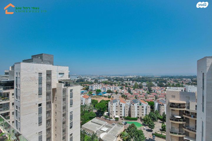 גג/ פנטהאוז, אתרוג 7, נווה גנים, פרדס חנה כרכור