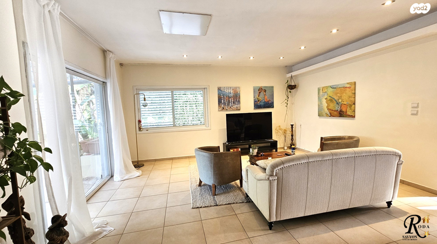 בית פרטי/ קוטג', סביון