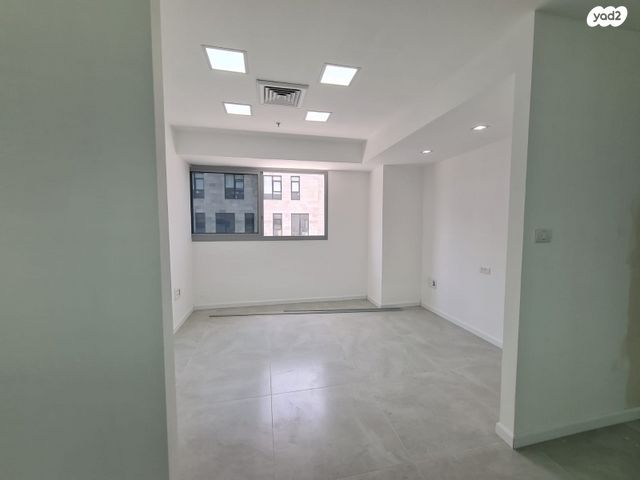 משרדים, עפולה