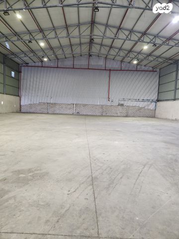 מחסנים, חמזה, כפר קאסם