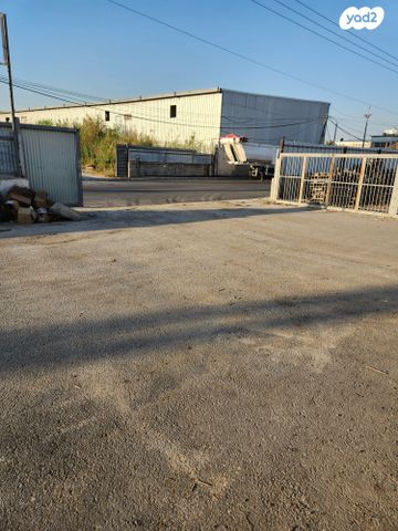 מחסנים, חמזה, כפר קאסם