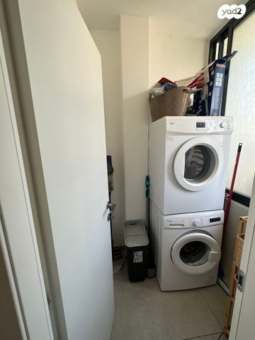 דירה, הרצליה