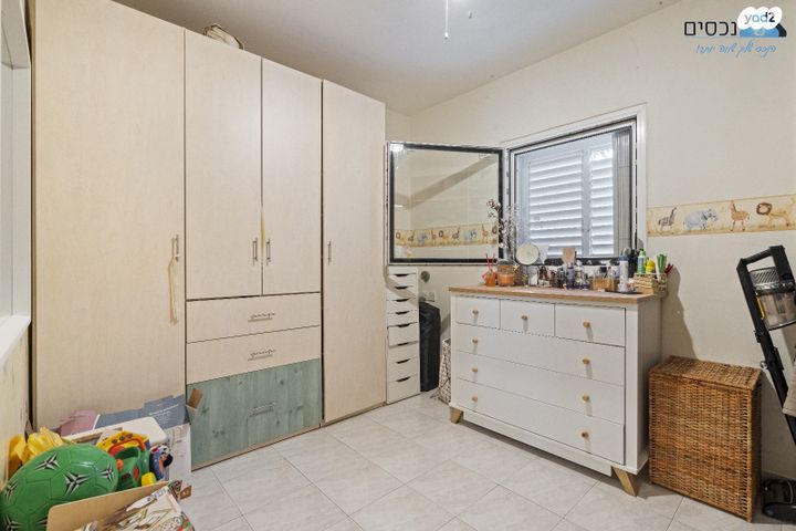 דירת גן, חטיבת גולני, מודיעין מכבים רעות