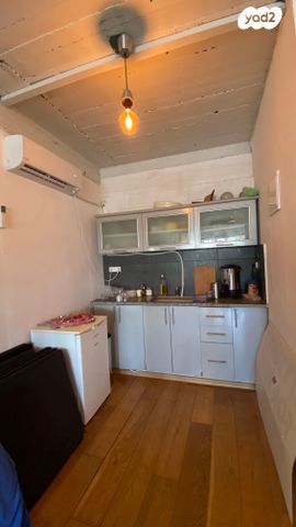 סטודיו/ לופט, שלבים 16, גבעת הרצל, אזור המלאכה יפו, תל אביב יפו