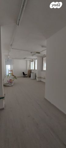 משרדים, העצמאות, באר שבע