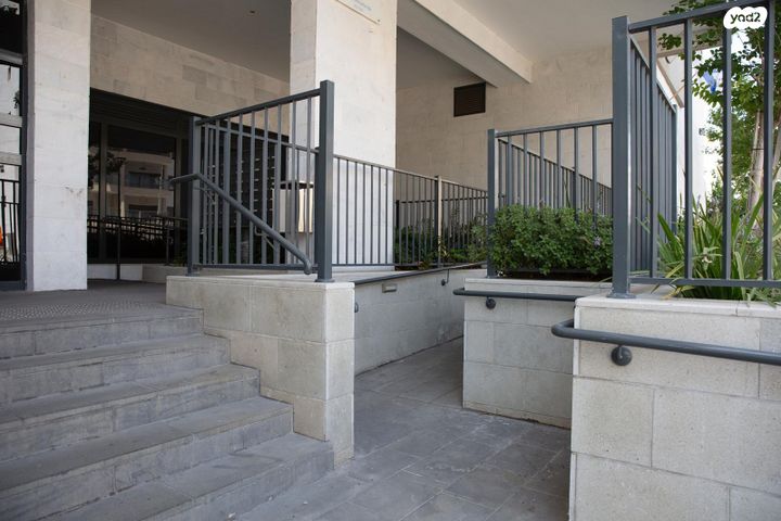 דירה, דרך יבנה, רחובות