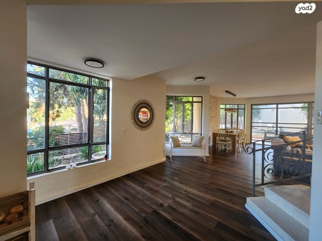 בית פרטי/ קוטג', אורנית