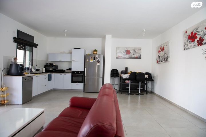 דירה, דרך יבנה, רחובות