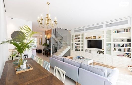 בית פרטי/ קוטג', הזמר העברי, הרצליה