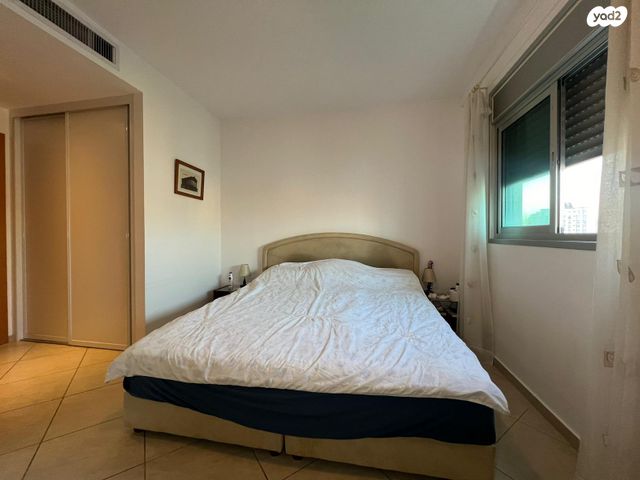 דירה, יעקב דורי, נתניה