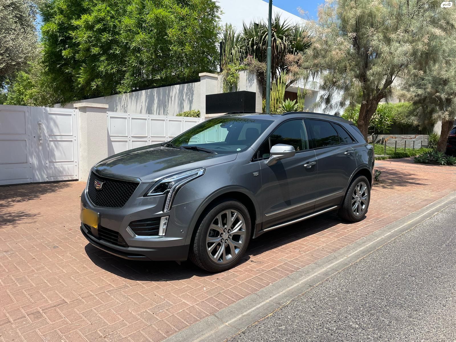 מודעת רכב קאדילק XT5