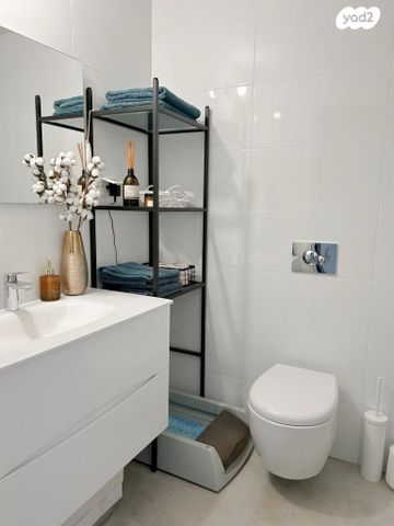 דירה, החשמונאים 96, גני שרונה, קרית הממשלה, תל אביב יפו