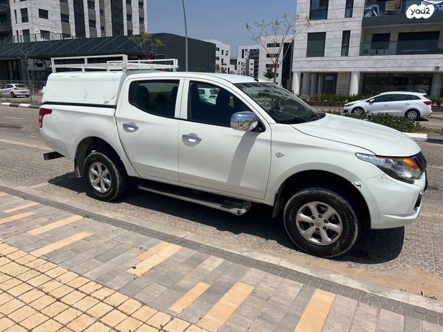 מיצובישי טרייטון / L200