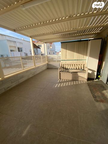 בית פרטי/ קוטג', גבעתי 30, צה"ל, קרית גת