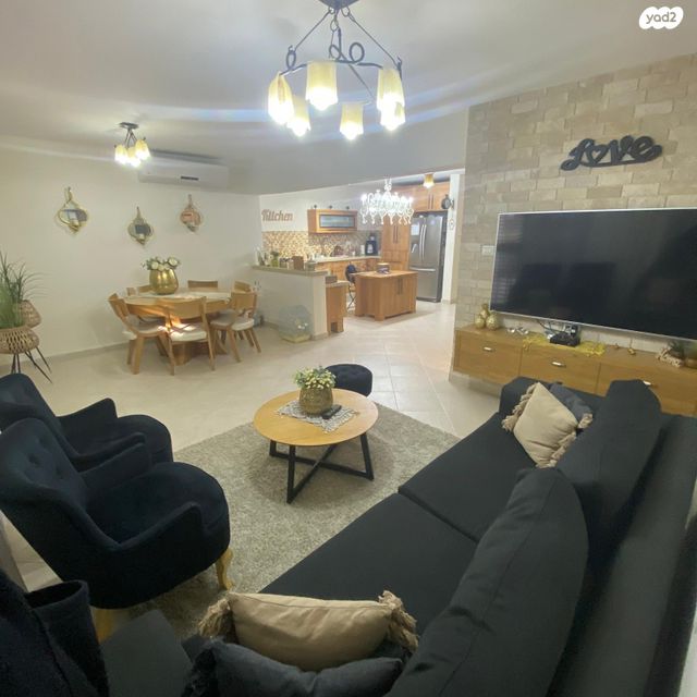 בית פרטי/ קוטג', גבעתי 30, צה"ל, קרית גת