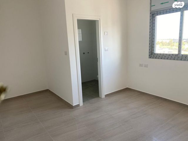 דירה, אריאל שרון 13, נווה שרון / שער העיר, נתיבות