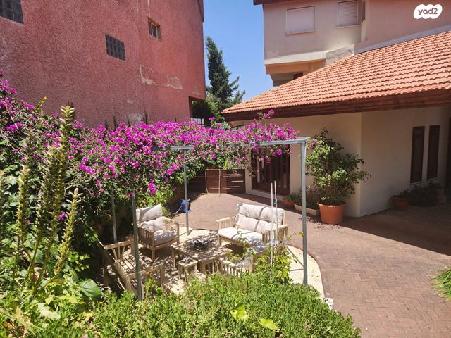 בית פרטי/ קוטג', כפר ורדים