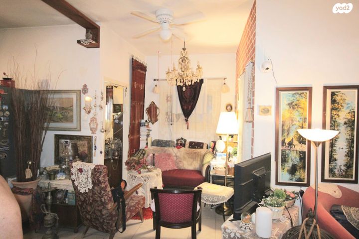 דירה, אז"ר, ראשון לציון