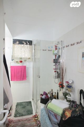 דירה, אז"ר, ראשון לציון