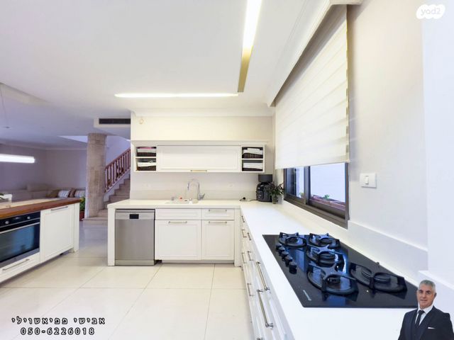 בית פרטי/ קוטג', ספיר, גן יבנה