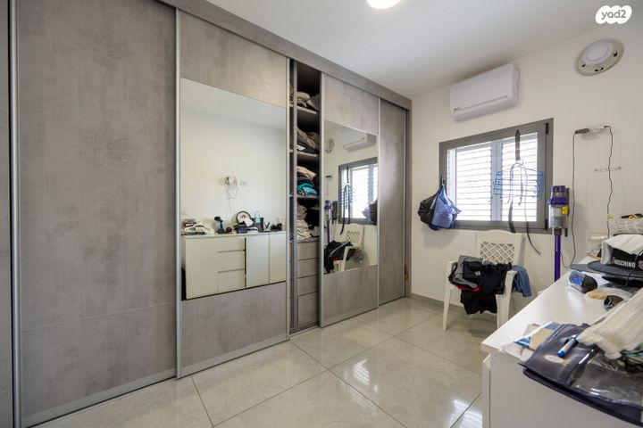 דירה, יטקובסקי אחים, פתח תקווה