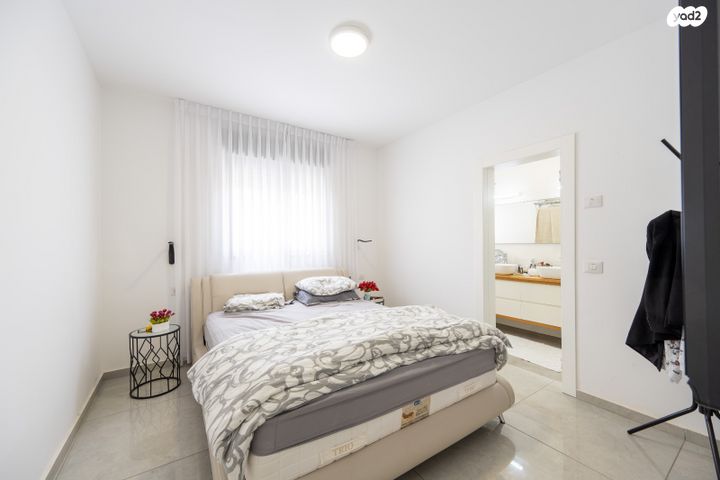 דירה, יטקובסקי אחים, פתח תקווה