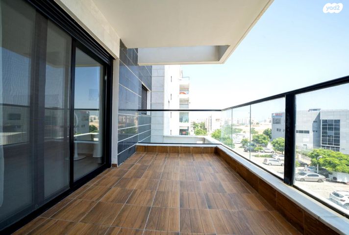 דירה, טורקיז 5, חריש