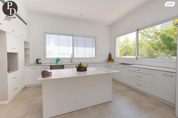 דו משפחתי, כפר יונה