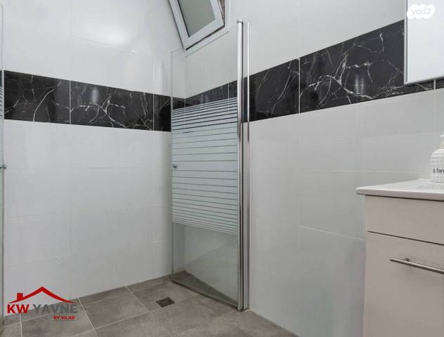 דירה, הדרור, נאות בן גוריון, יבנה