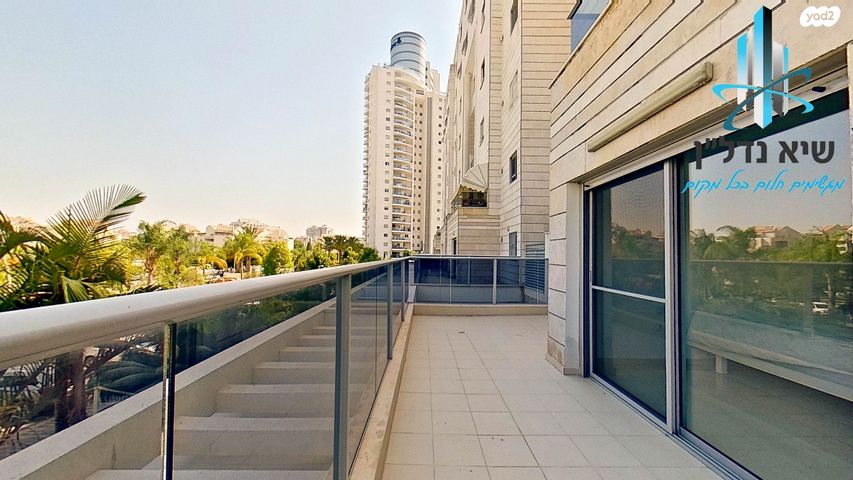 דירת גן, הצדף 12, נאות רבין, יבנה