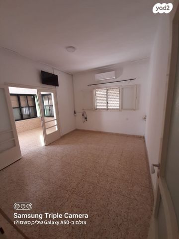 דו משפחתי, אליעזר קפלן 17, נווה דוד, רמלה