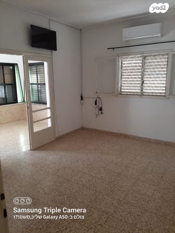 דו משפחתי, אליעזר קפלן 17, נווה דוד, רמלה