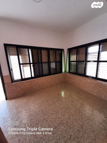 דו משפחתי, אליעזר קפלן 17, נווה דוד, רמלה