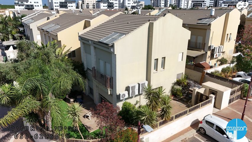 בית פרטי/ קוטג', גן יבנה