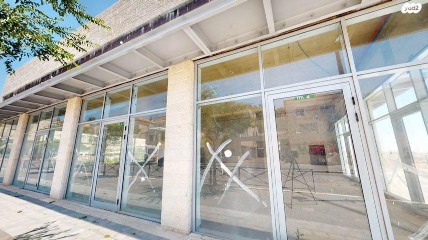 חנויות/ שטח מסחרי, מחנה יצחק 21, פסגת זאב, ירושלים