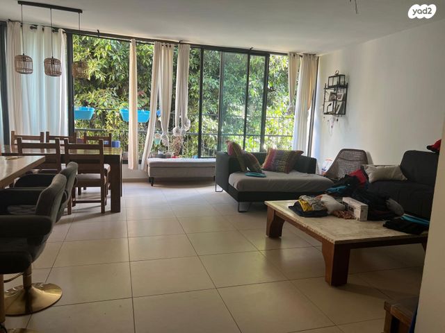 דירה, סמטת יואב, רמת השרון