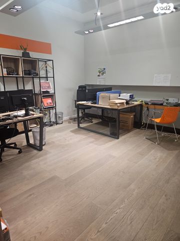 משרדים, הרצליה