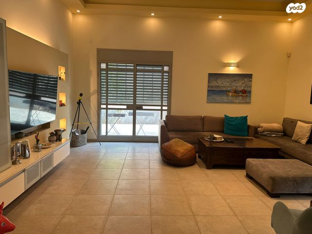 בית פרטי/ קוטג', בית עריף