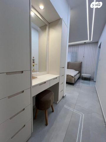 גג/ פנטהאוז, ישראל גלילי 19, רמות הרכס, באר שבע