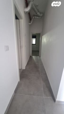 דירת גן, מעפילי אגוז 9, נווה חן, תל אביב יפו