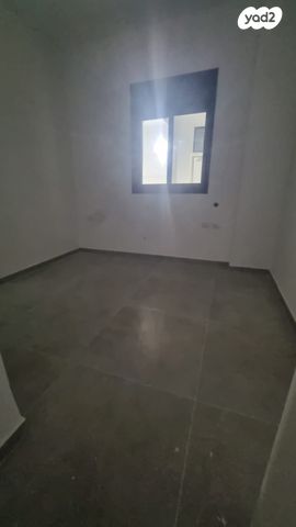 דירת גן, מעפילי אגוז 9, נווה חן, תל אביב יפו